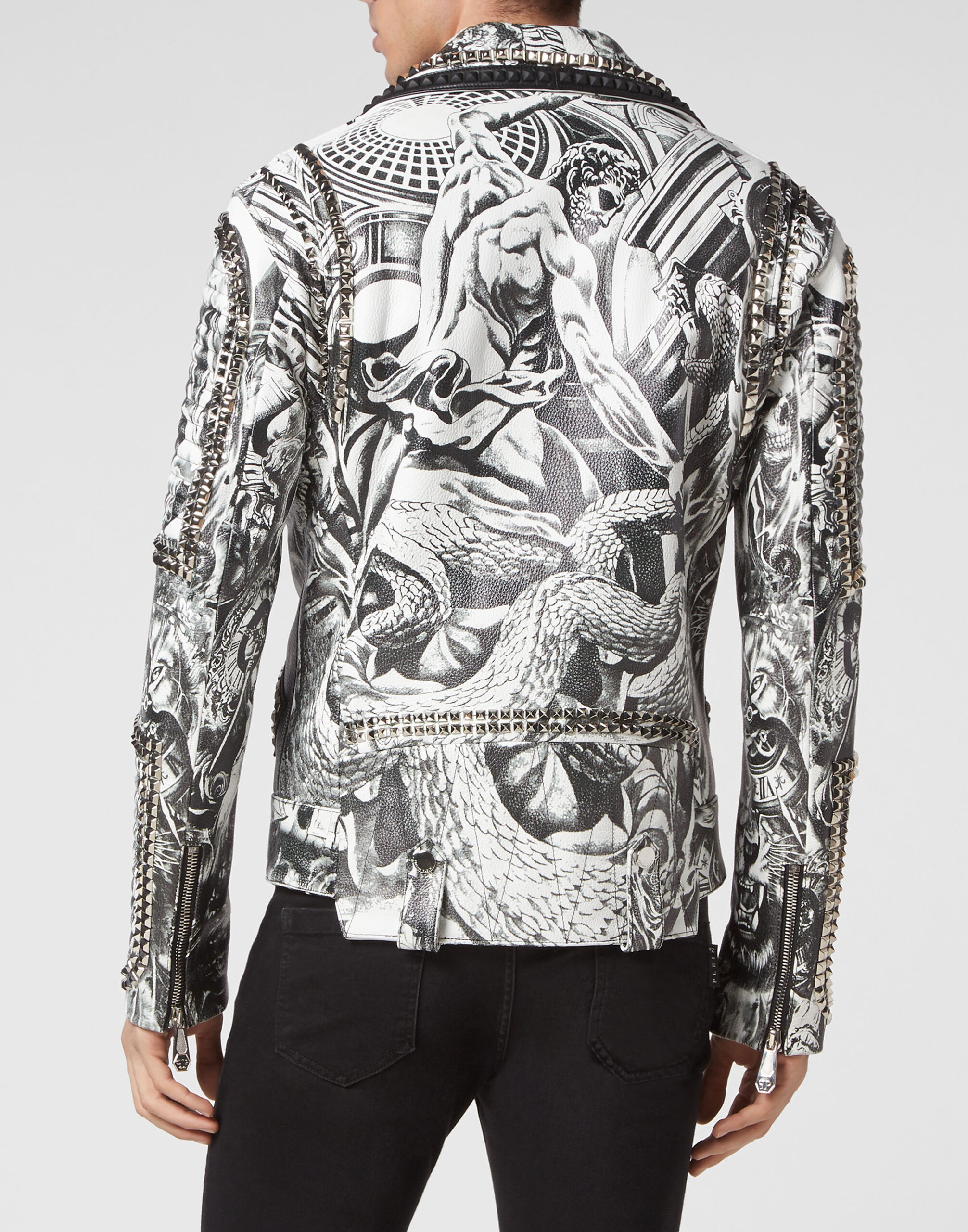 PACC-MLB1711-PLE010N_01_mb